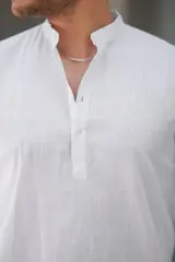 Erkek Hakim Yaka Yarım Düğmeli Keten Gömlek